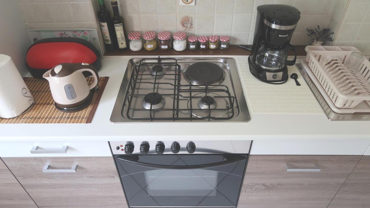 Adria Apartment Rijeka Bagian luar foto