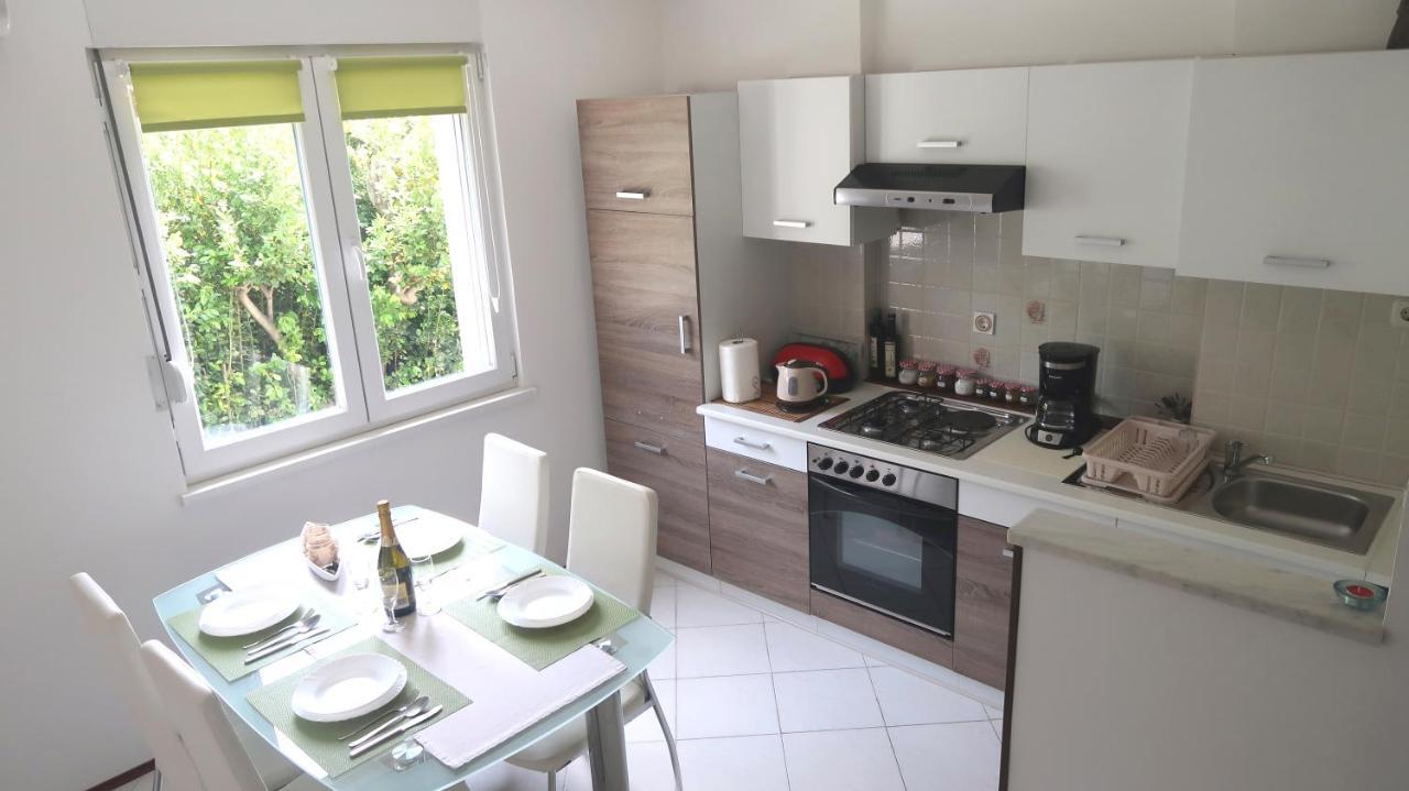Adria Apartment Rijeka Bagian luar foto